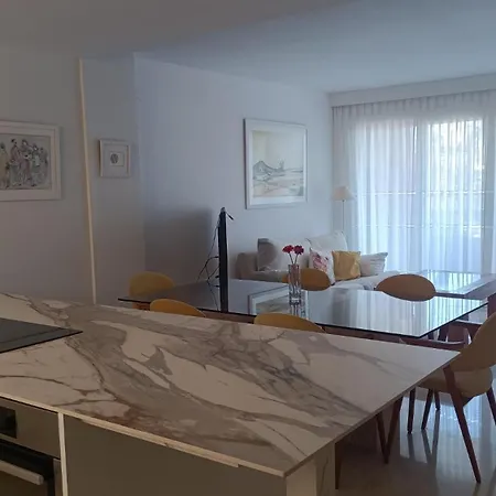 Puerto Primera Linea Playa Apartment *